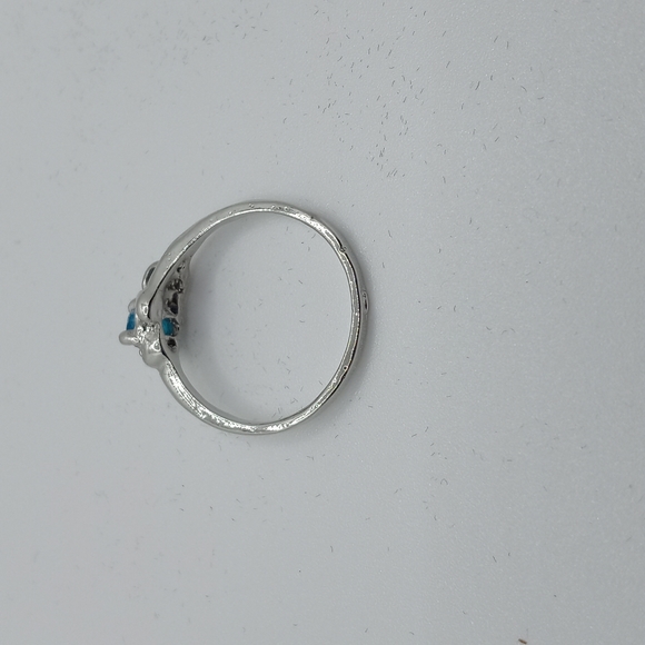 Ladies Rhinestone Ring - Picture 2 of 2